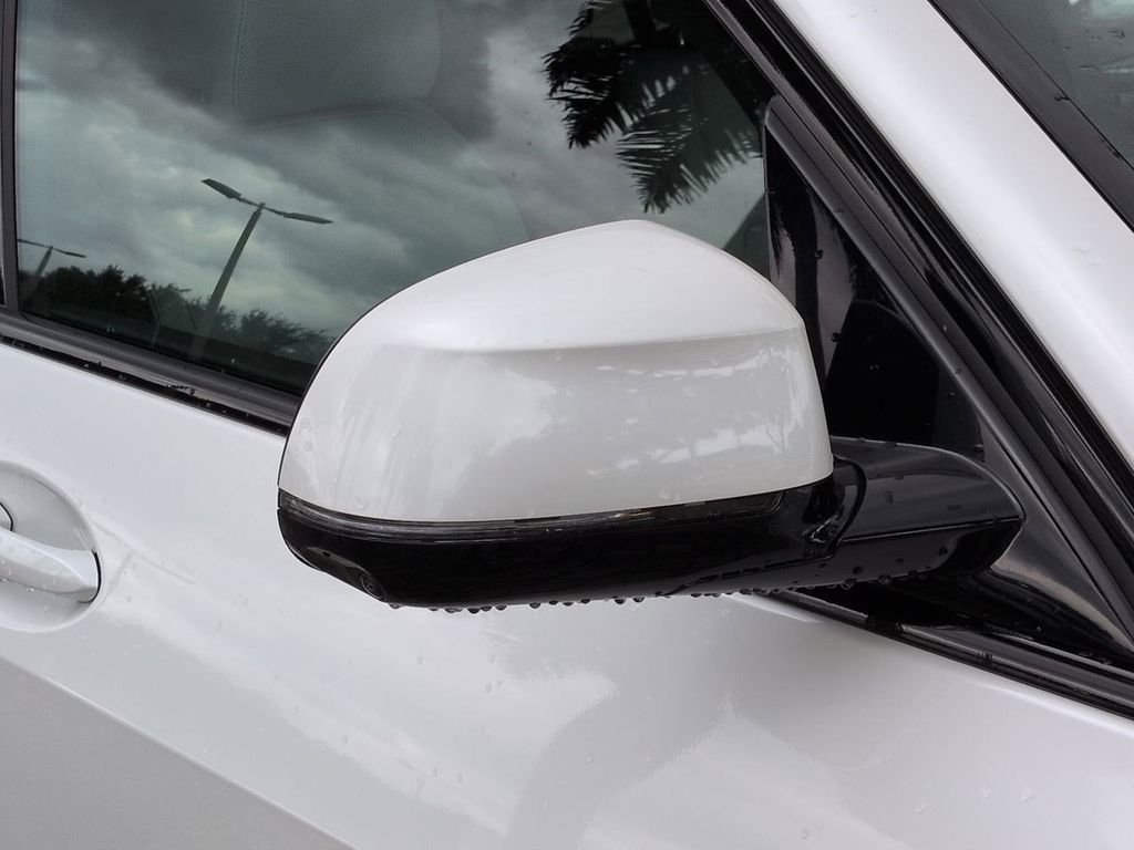 New 2026 Mineral White Metallic BMW xDrive50e image 12