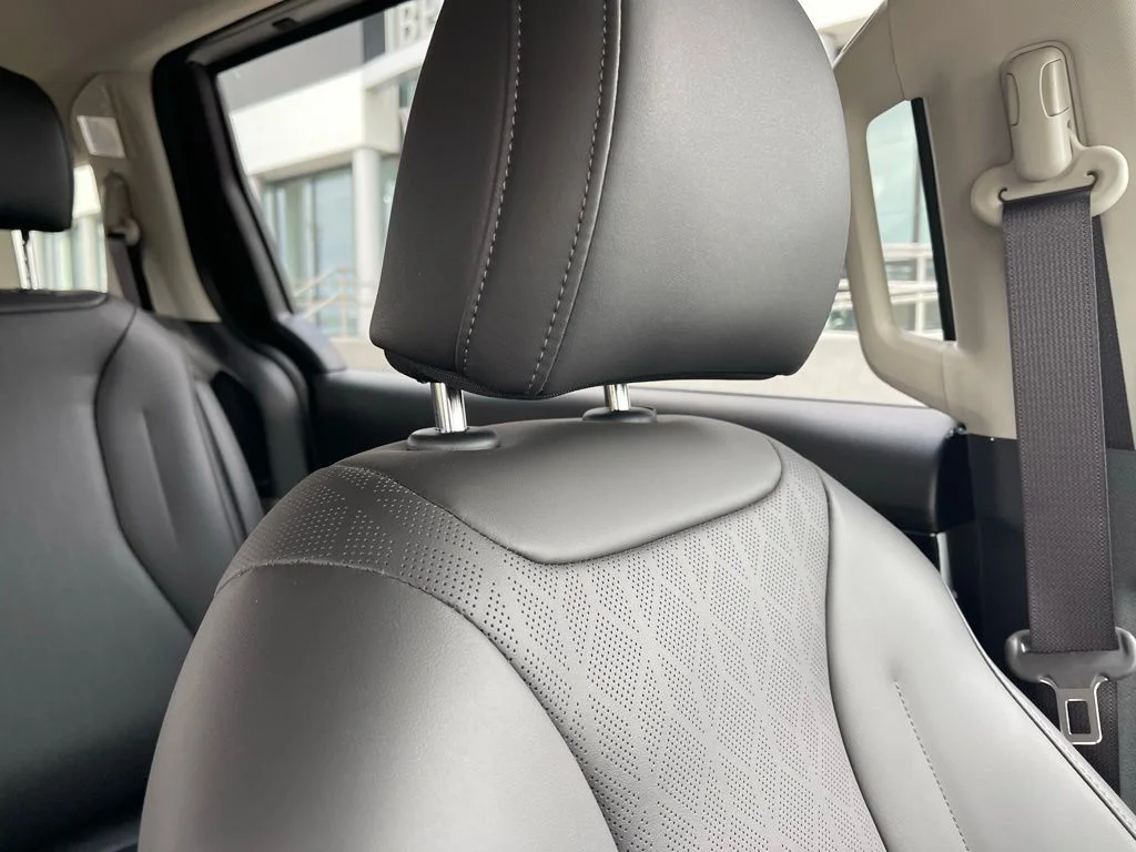 New 2026 White Kia LXS image 27
