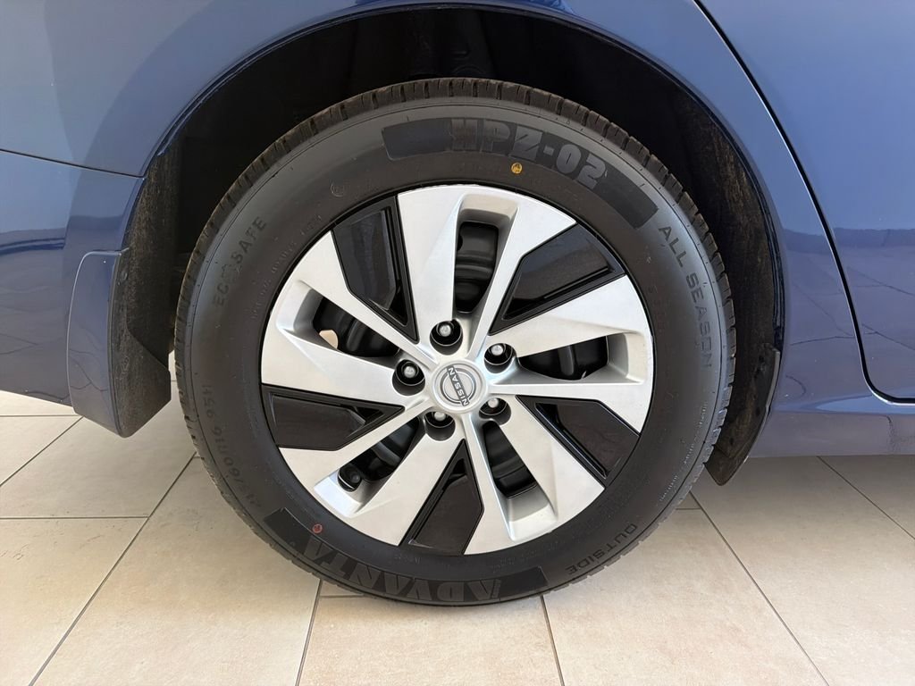 Used 2024 Blue Nissan 2.5 S image 7