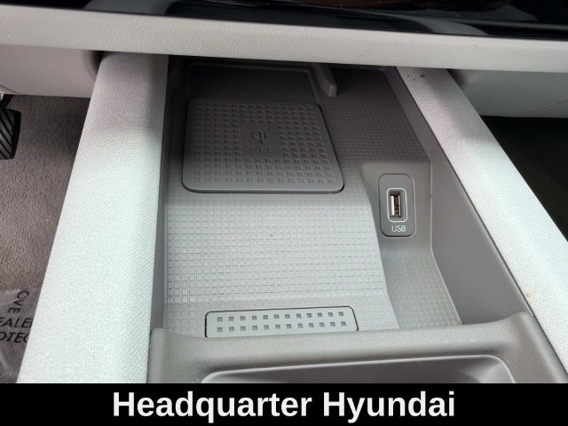 Used 2024 Silver Hyundai SEL image 28