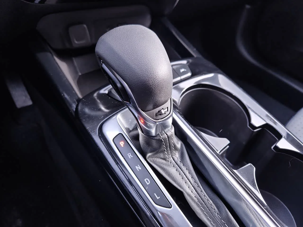 2025 Chevrolet Trax LT - Photo 18