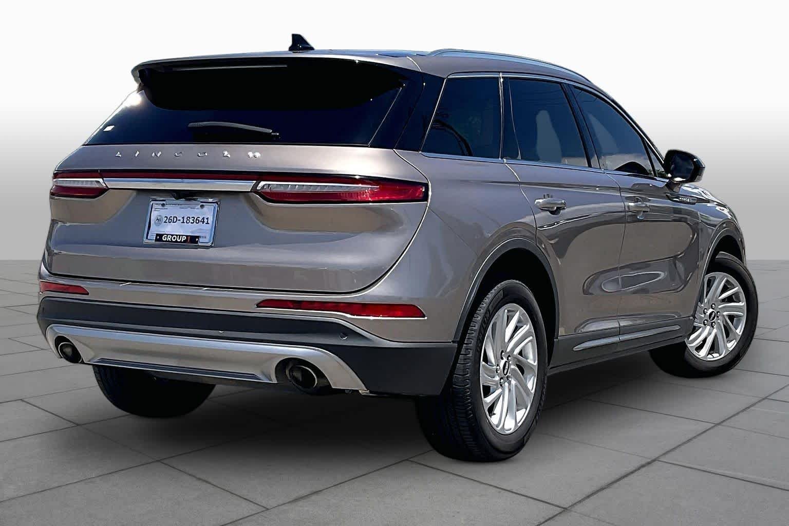 Used 2020 Iced Mocha Lincoln Standard image 12