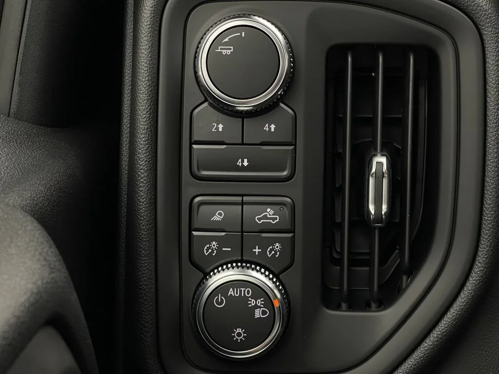 2026 GMC Sierra 3500HD Pro - Photo 22