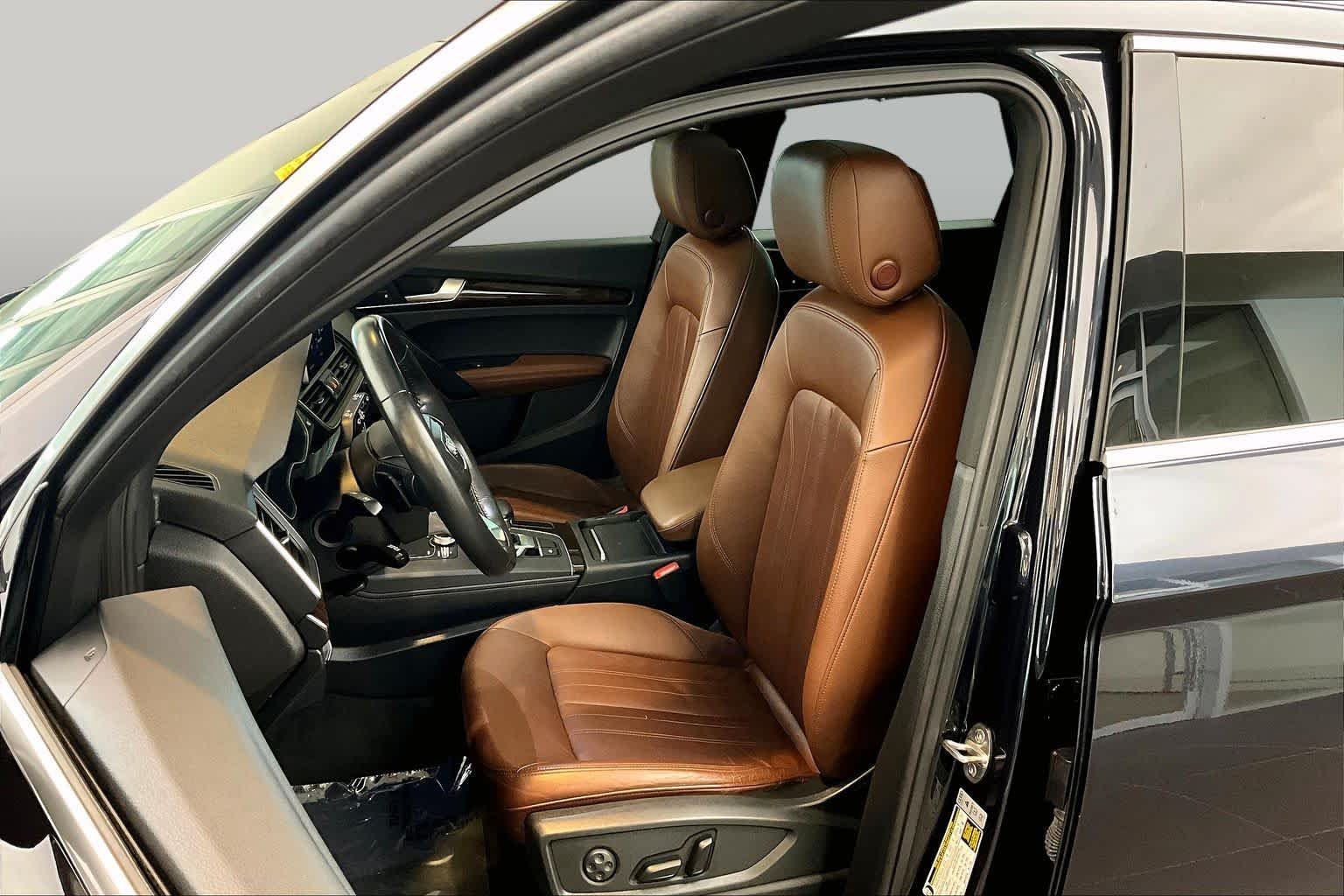 Used 2019 Moonlight Blue Metallic Audi Premium Plus image 8