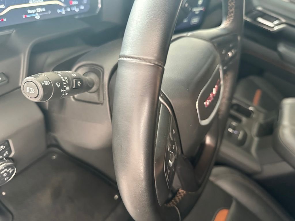 Used 2025 Silver GMC AT4 image 21
