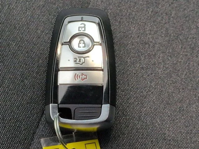 New 2026 Agate Black Metallic Ford Active image 28