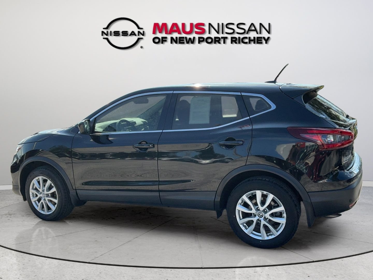 Certified Used 2022 Black Nissan S image 6