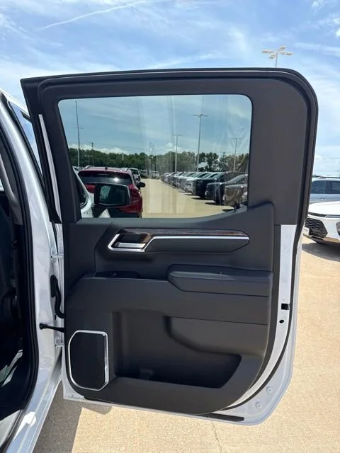 2026 GMC Sierra 1500 SLE - Photo 20