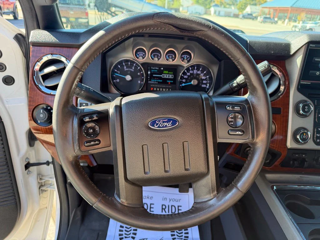 Used 2015 White Ford King Ranch image 13