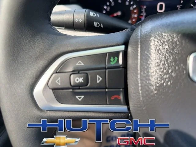 Used 2025 Silver Jeep Limited 4x4 image 29
