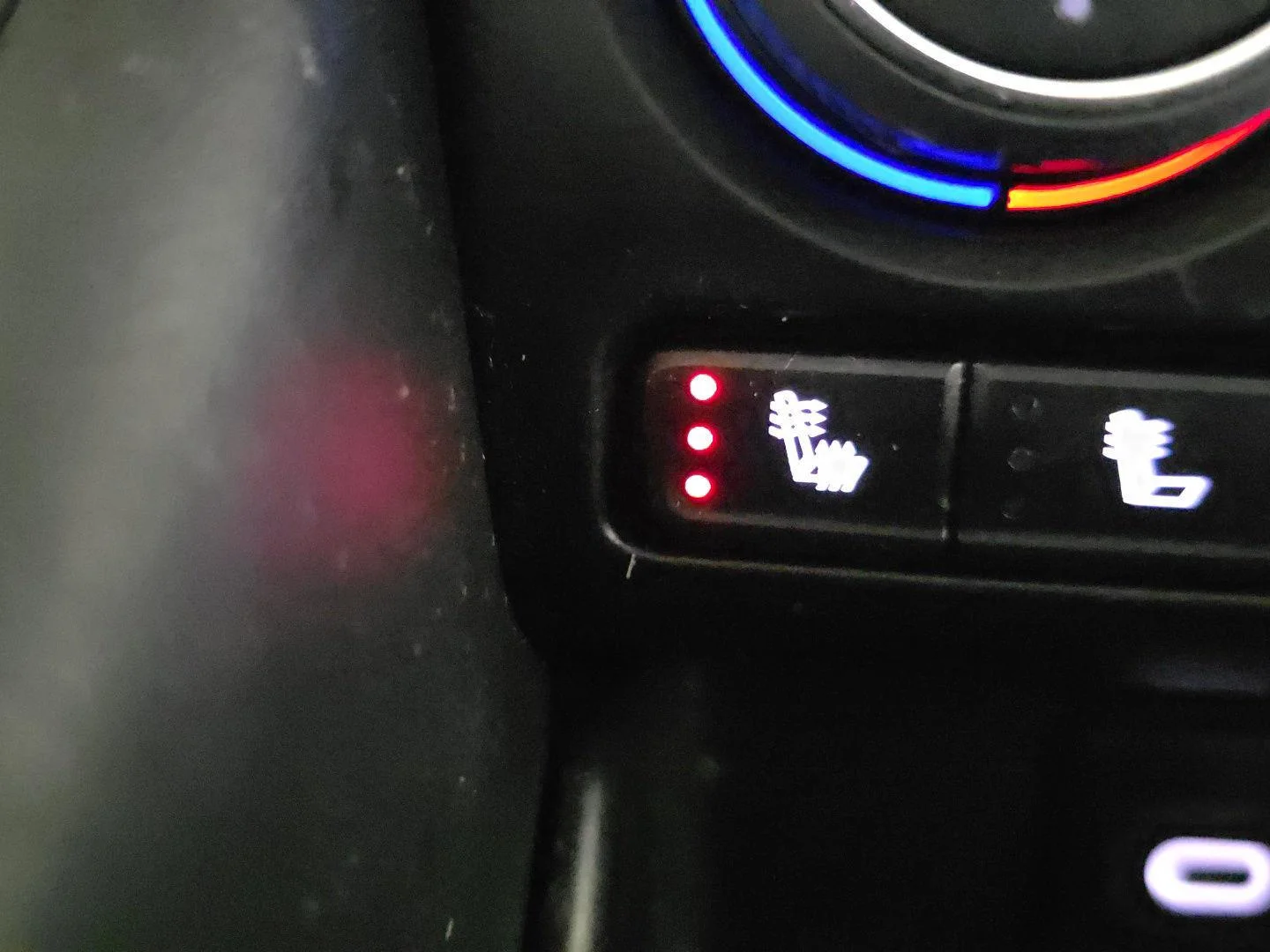 Used 2023 Dark Ash Metallic Chevrolet Premier image 18
