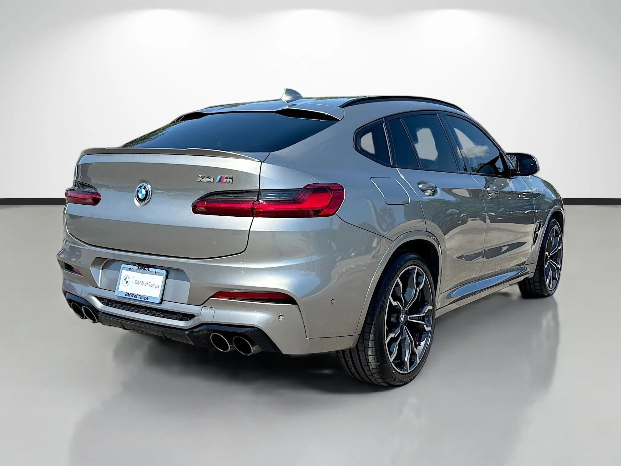 Used 2021 Donington Grey Metallic BMW Executive image 3