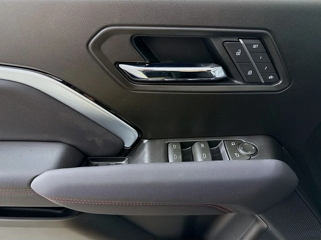 2026 Chevrolet Colorado Z71 - Photo 18