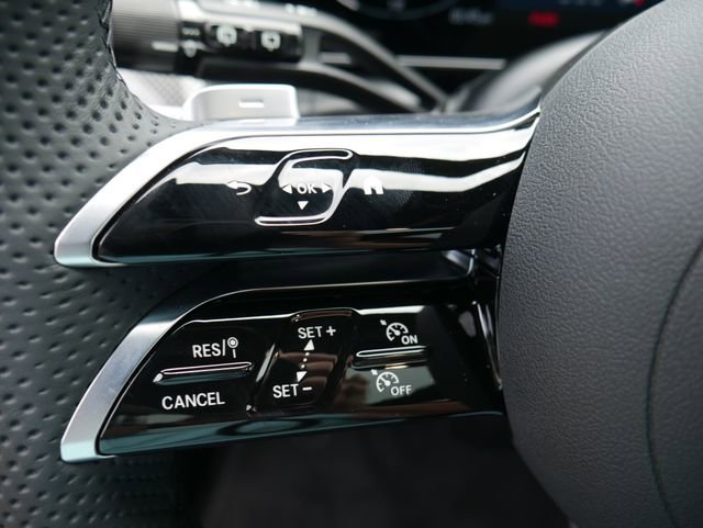 New 2026 Cirrus Silver Metallic Mercedes-Benz GLC 300 image 32