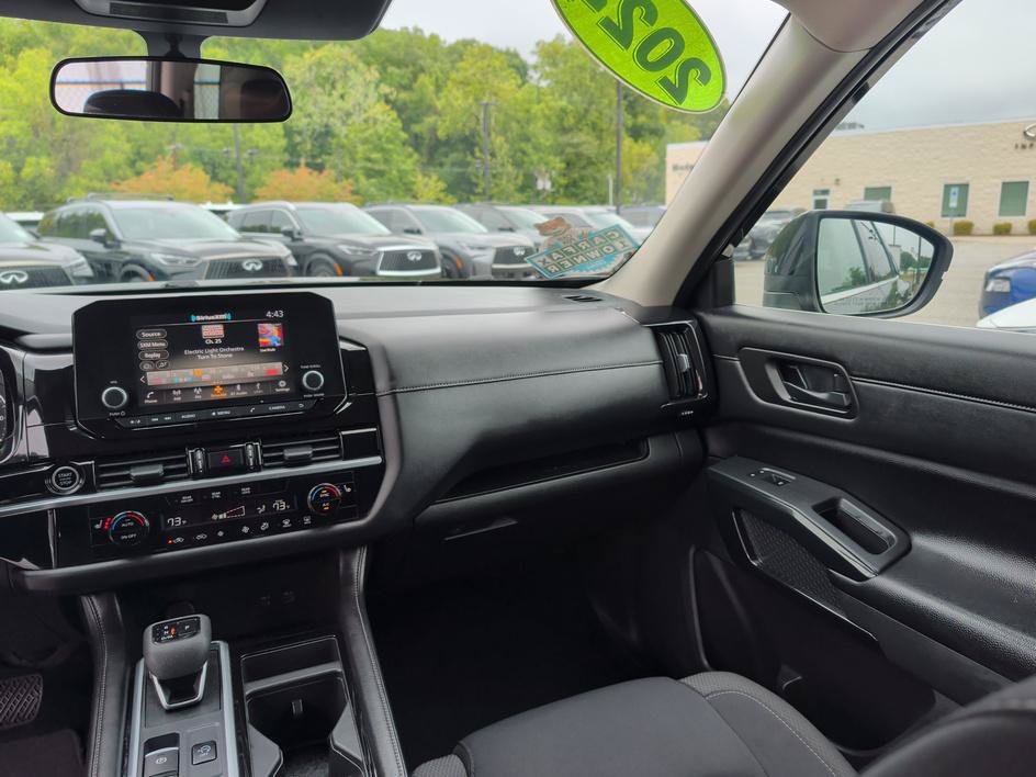 Used 2024 Super Black Nissan SV image 10