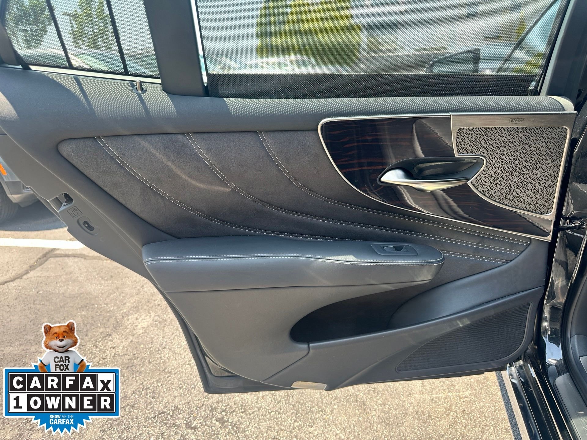 Used 2023 Black Lexus 500 Base image 19