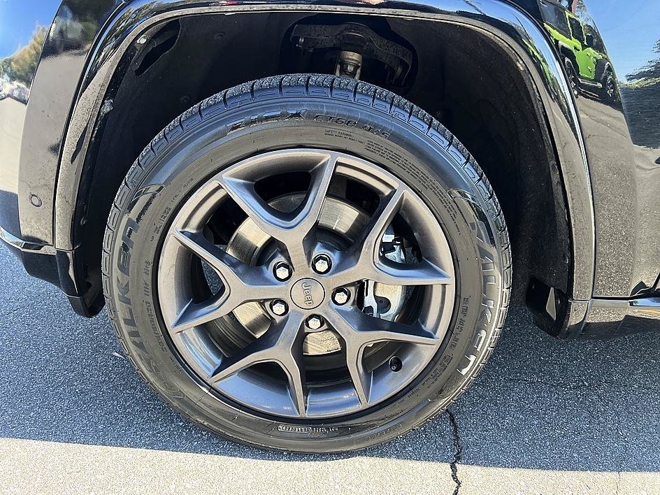 Used 2021 Diamond Black Crystal Pearlcoat Jeep 80th Anniversary image 9