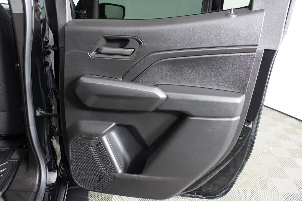 Used 2023 Black Chevrolet Trail Boss image 9