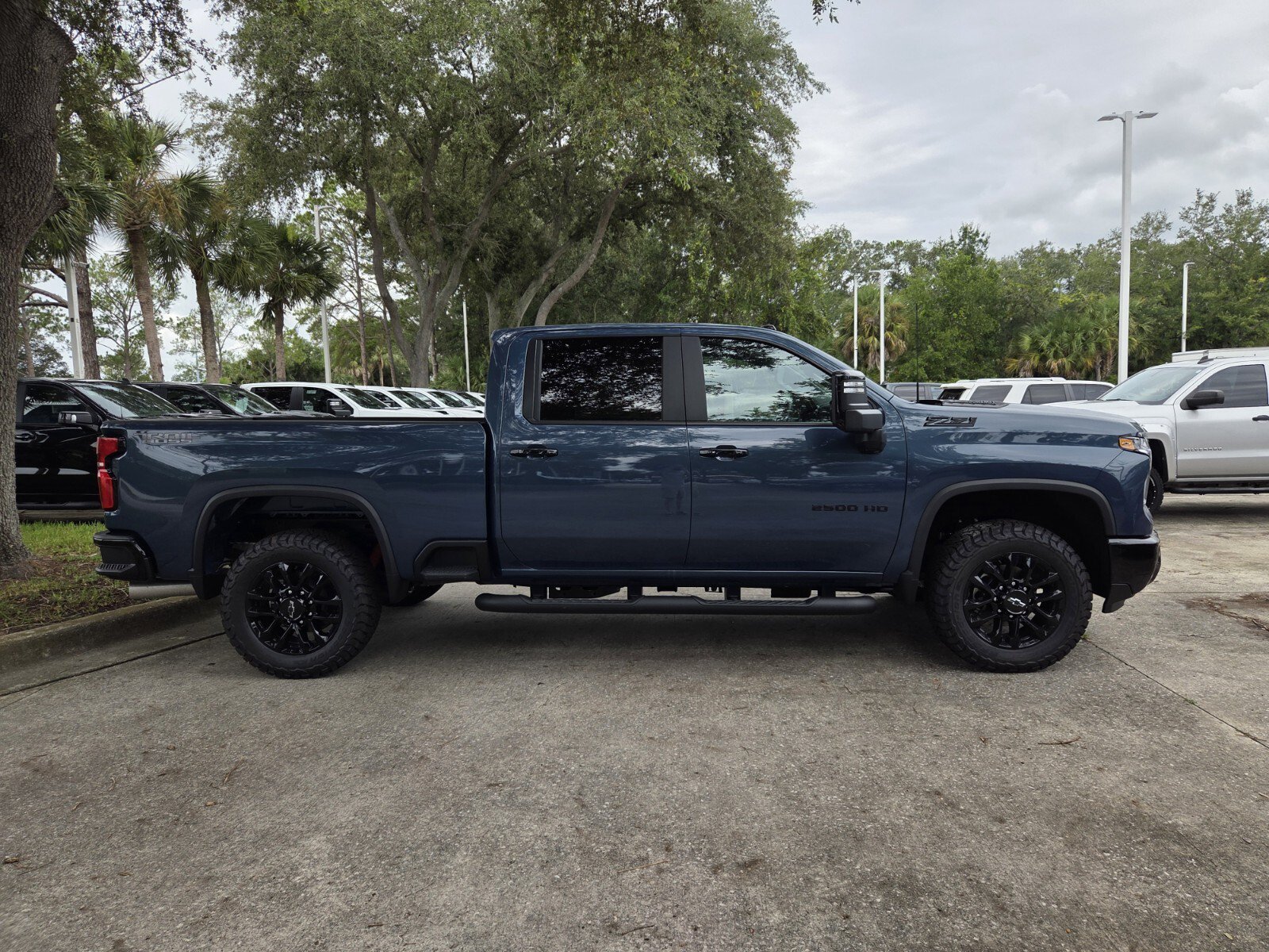 New 2026 Lakeshore Blue Metallic Chevrolet LT image 8