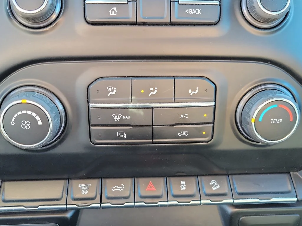 Used 2022  Chevrolet LT image 22