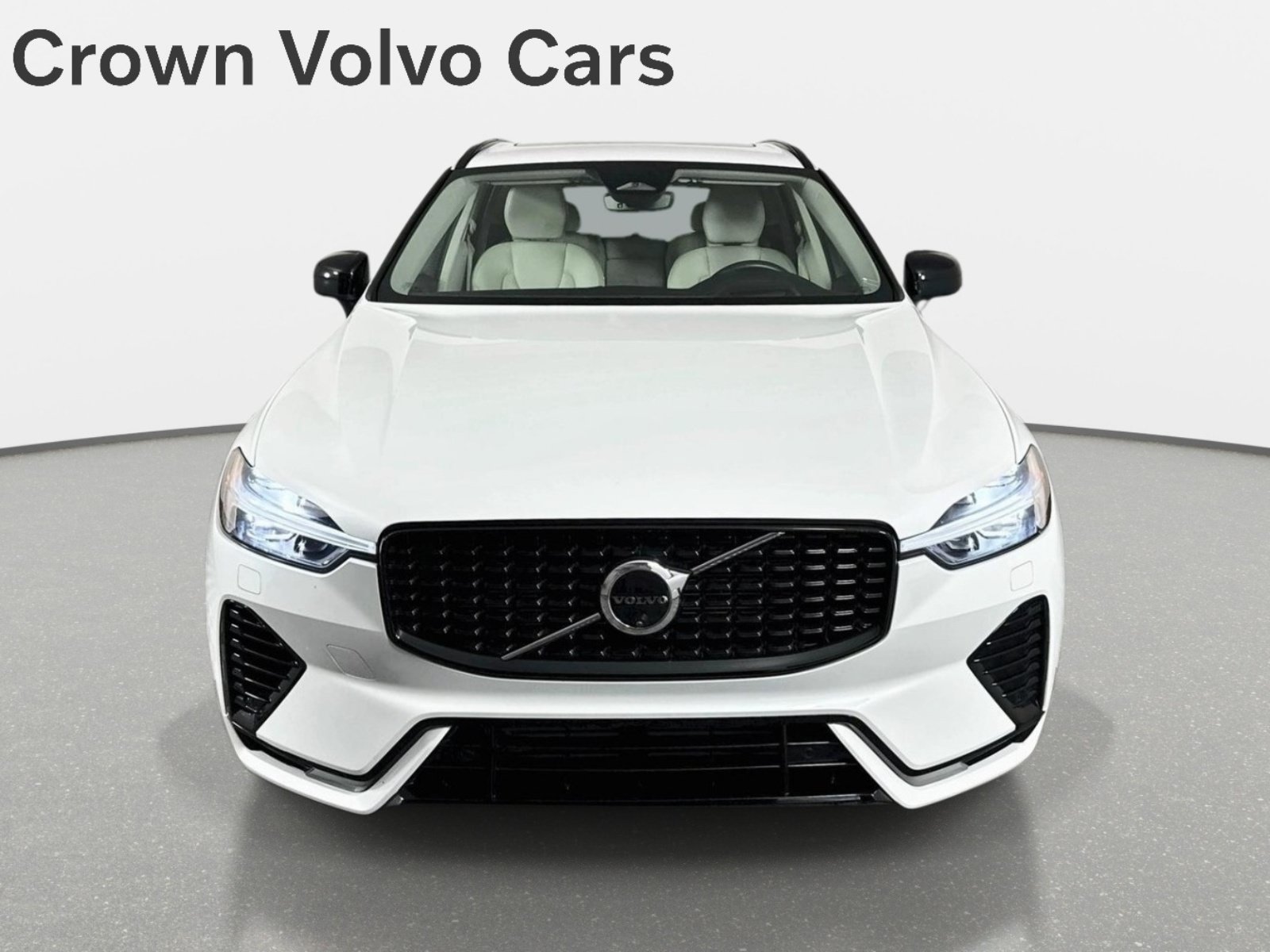 Used 2024 Crystal White Volvo Ultimate Dark Theme image 2