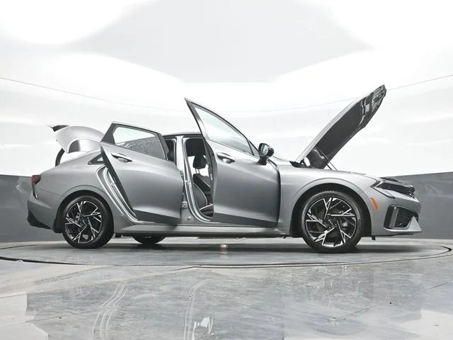 Used 2025 Gray Kia GT-Line image 31