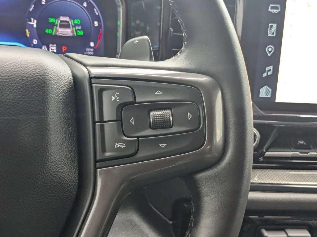 Used 2024 Slate Gray Metallic Chevrolet ZR2 image 23