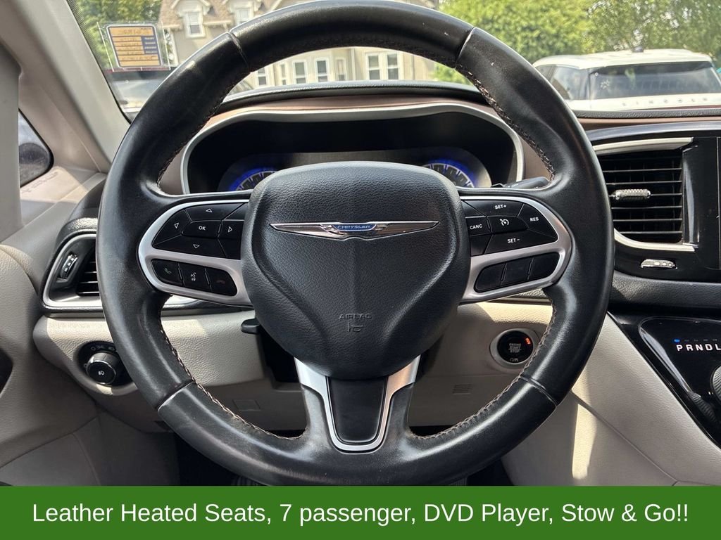 Used 2017 Black Chrysler Touring L image 20