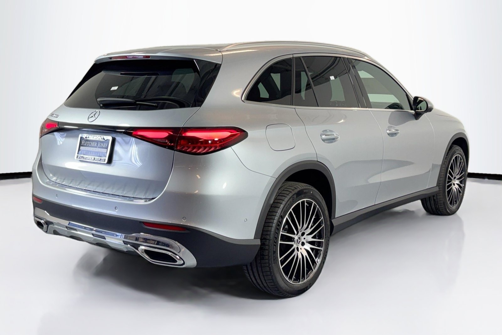 New 2026 Cirrus Silver Metallic Mercedes-Benz GLC 300 image 5
