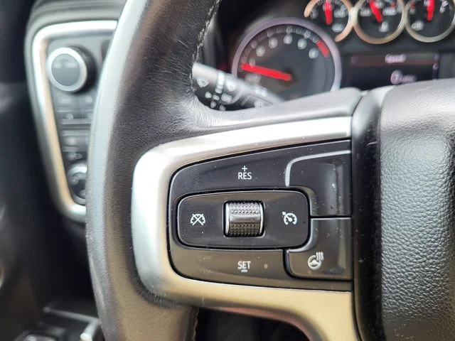 Used 2020  Chevrolet RST image 19
