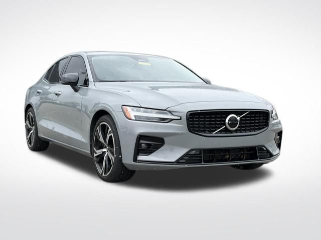 2024 Volvo S60 Core