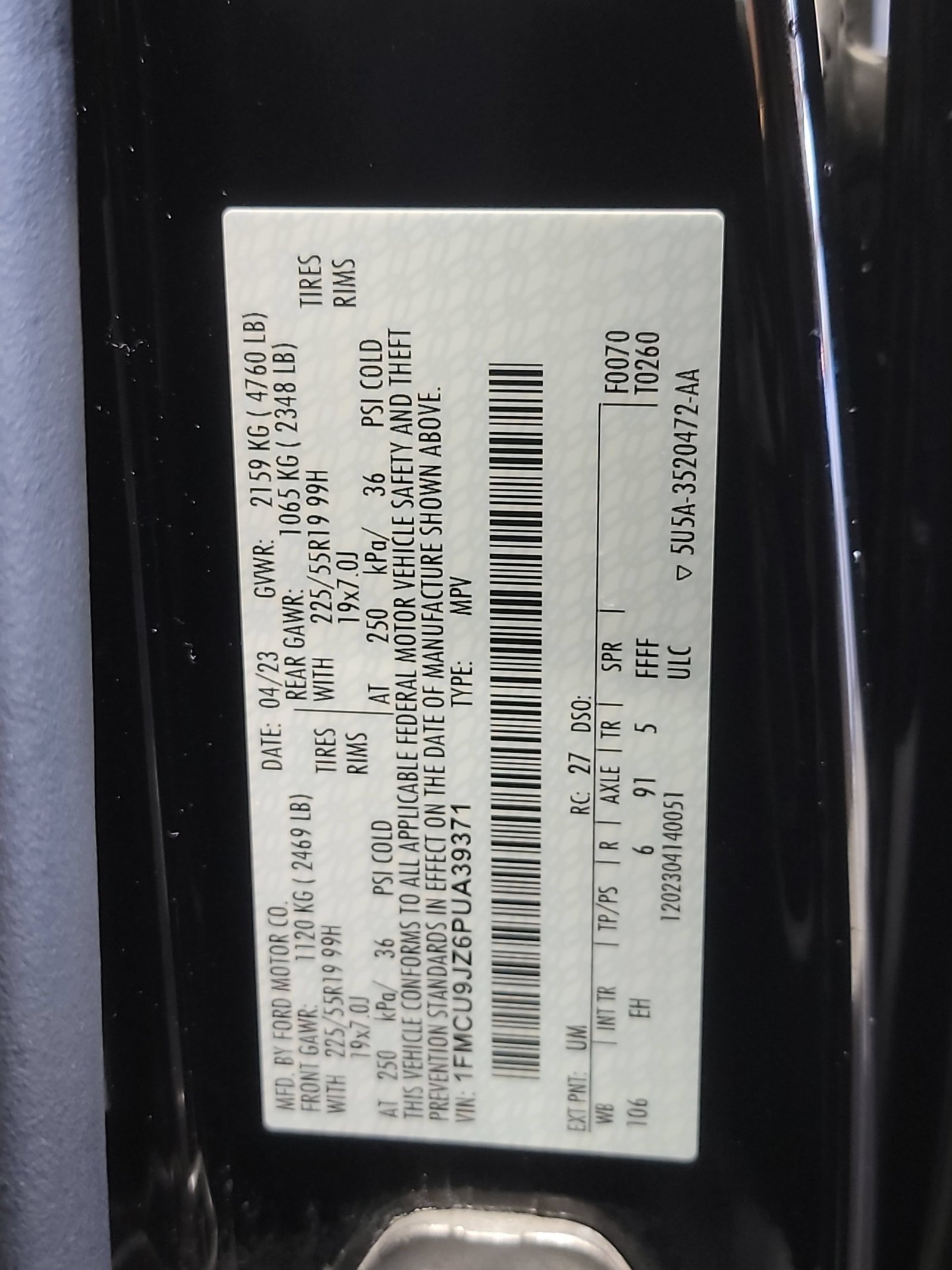 Used 2023 Black Metallic Ford Platinum image 31