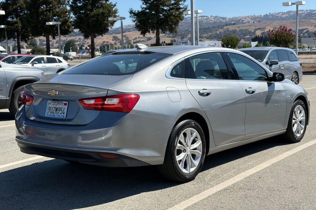 Used 2023 Sterling Gray Metallic Chevrolet LT image 5