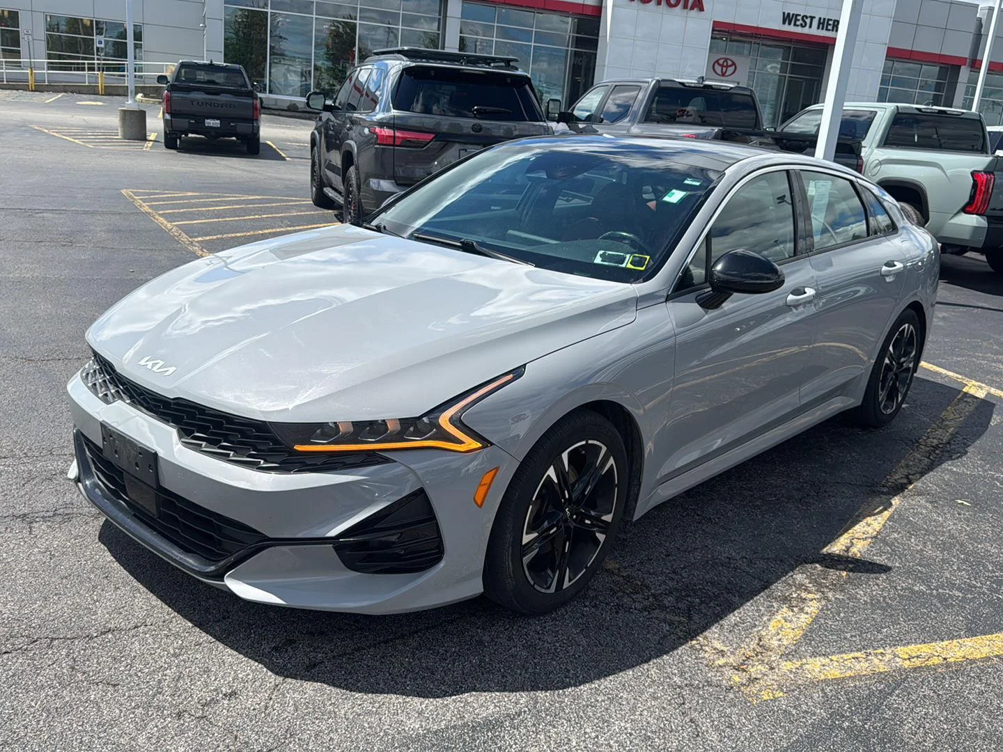 Used 2022 Wolf Gray Kia GT-Line image 3