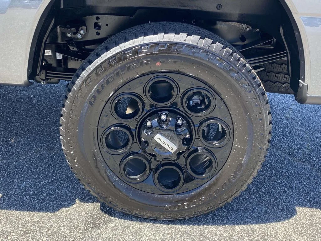 New 2026 Carbonized Gray Metallic Ford F-350® XLT image 8