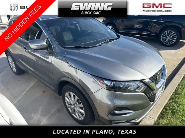 Used 2020 Gray Nissan SV FWD Xtronic CVT image 1