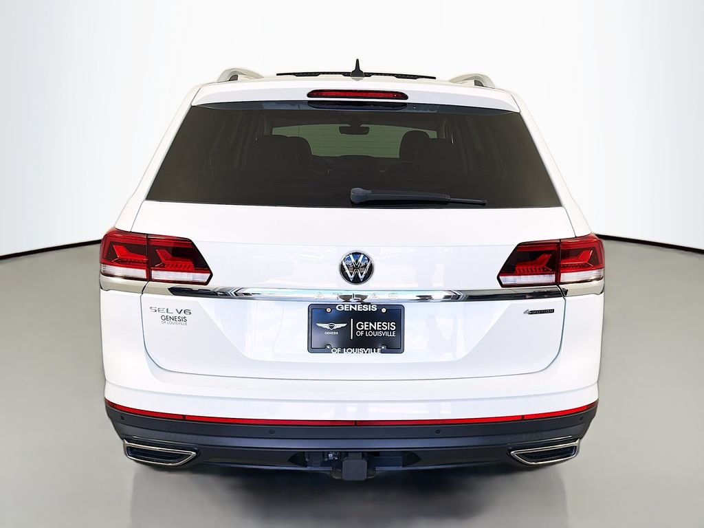 Used 2023 Opal White Pearl Volkswagen 3.6L V6 SEL image 6