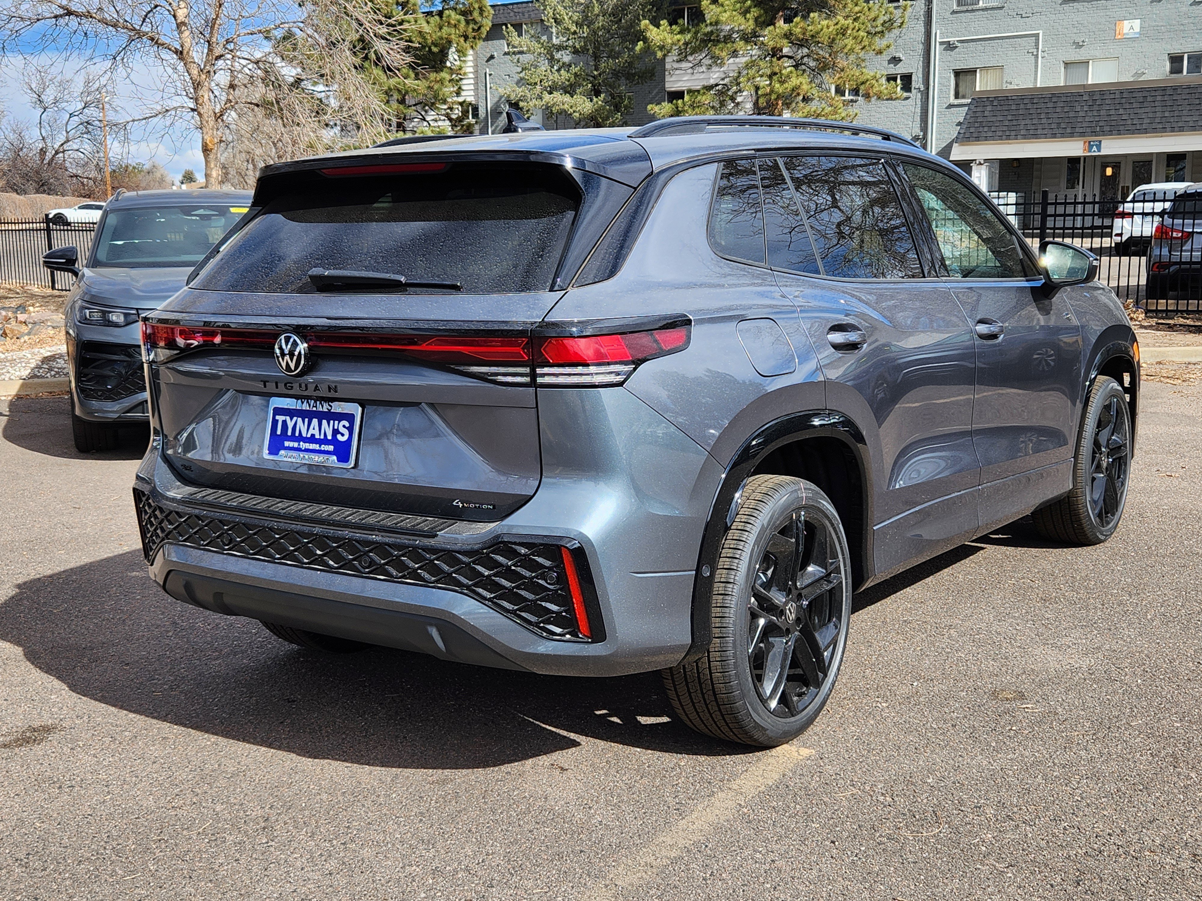 2026 Volkswagen Tiguan SE R-LINE BLACK