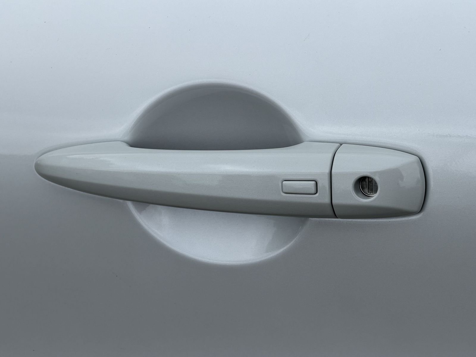 New 2026 White Nissan SV image 32