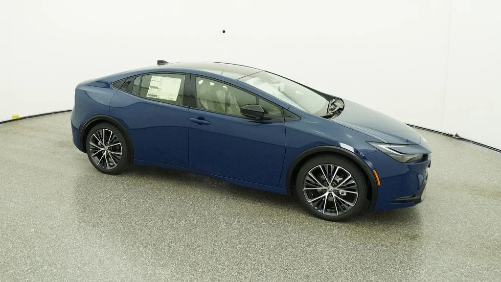 New 2026 Reservoir Blue Toyota XLE image 2