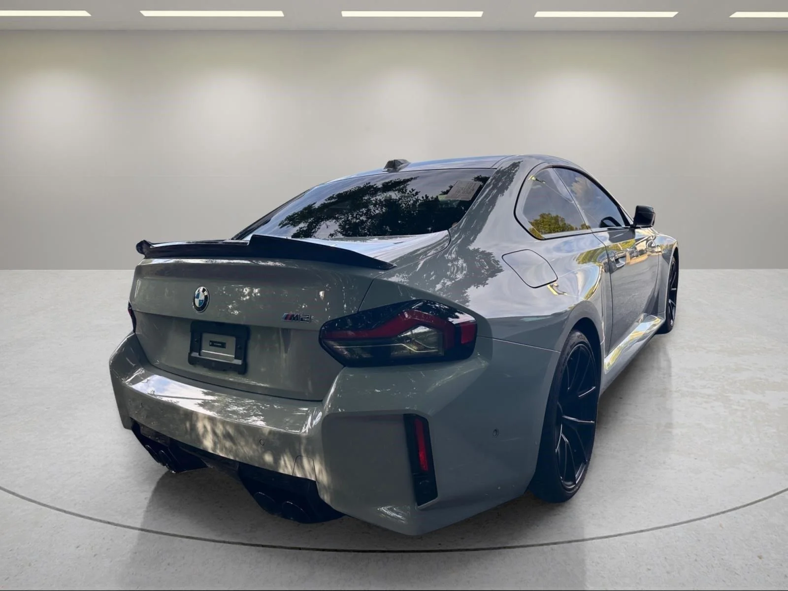 Used 2024 Brooklyn Gray Metallic BMW  image 18