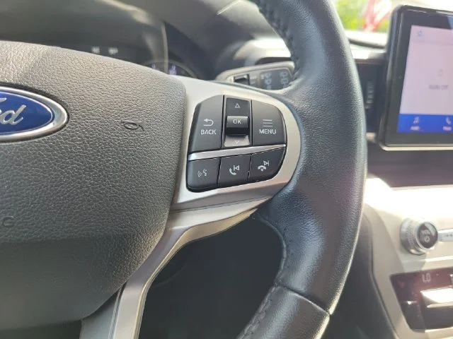 Used 2021 White Ford XLT image 22