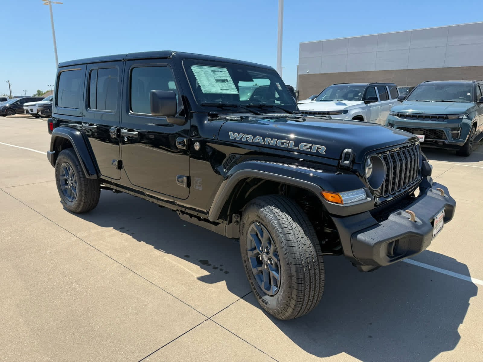 New 2026 Black Clear-Coat Exterior Paint Jeep 85th Anniversary image 4