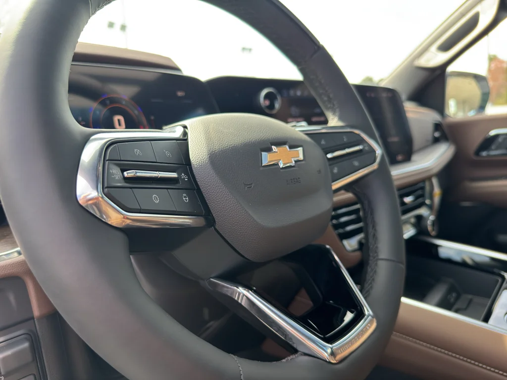 2026 Chevrolet Suburban High Country - Photo 17