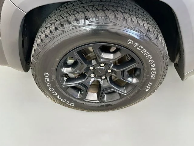 Certified Used 2021 Diamond Black Jeep Trailhawk image 30