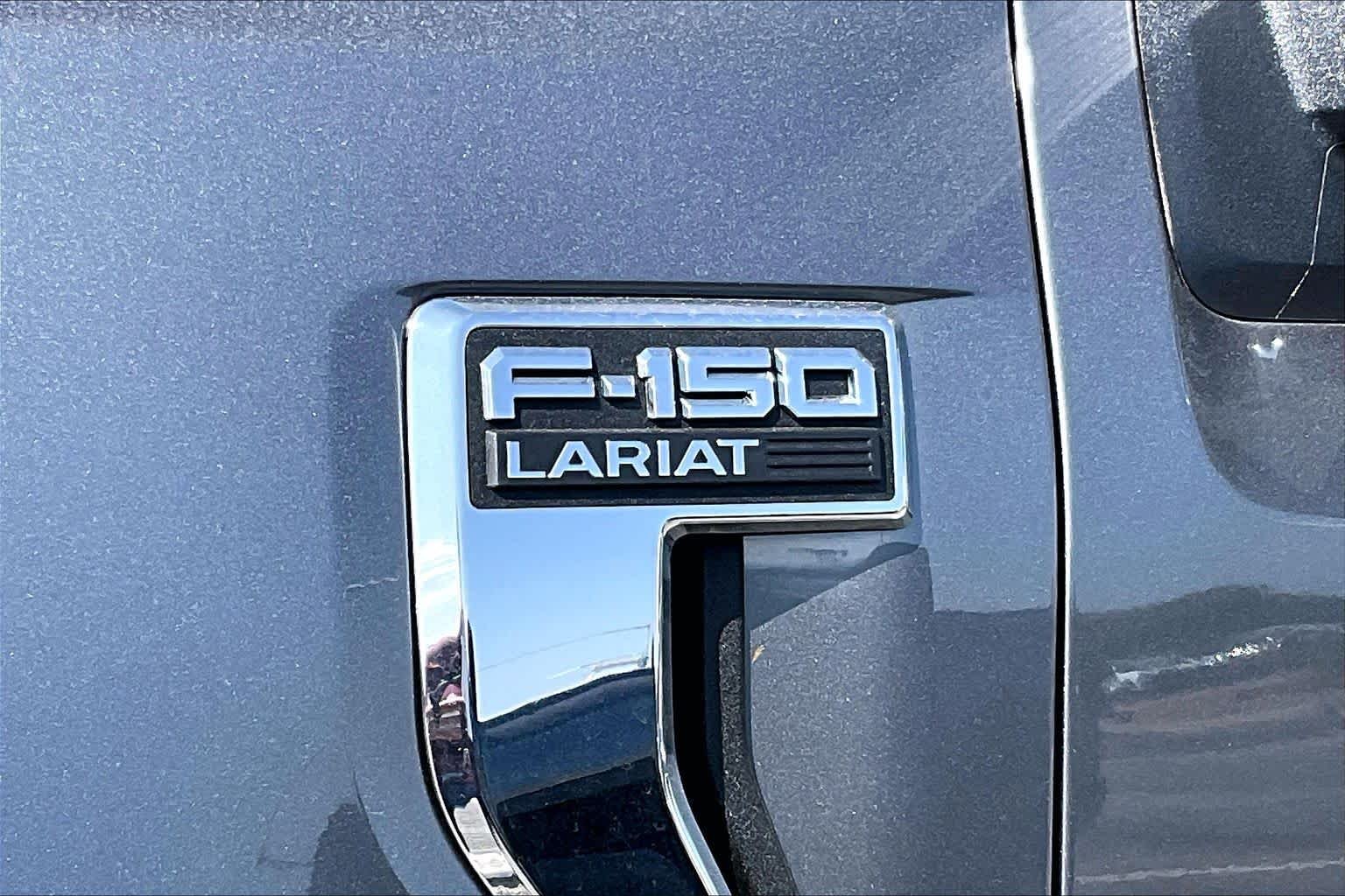 New 2026 Carbonized Gray Metallic Ford Lariat® image 14