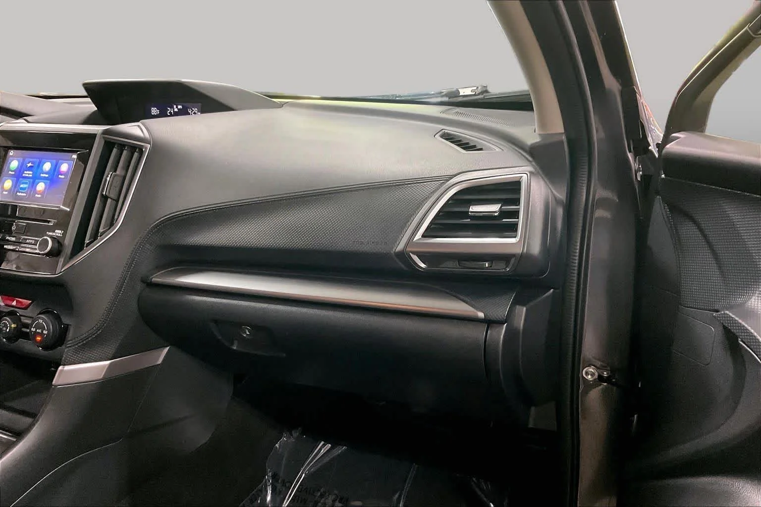Used 2021 Magnetite Gray Metallic Subaru Premium image 19