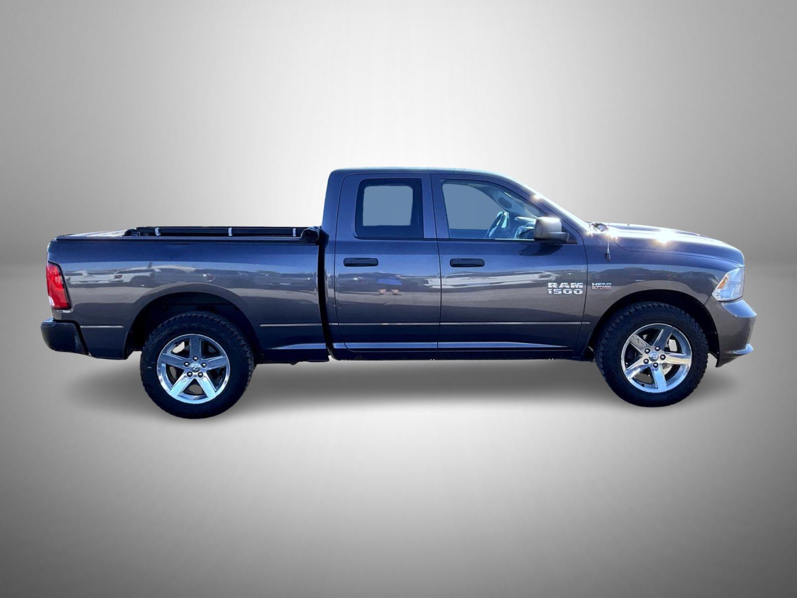 Used 2015 Gray Ram Express image 4