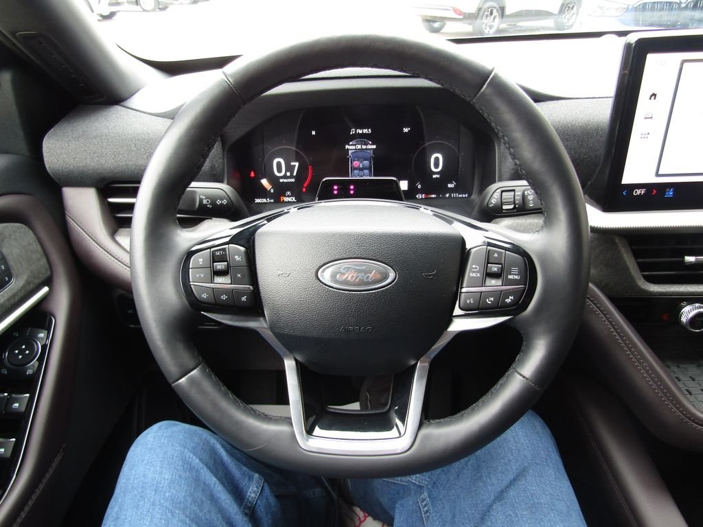 Used 2025 Gray Ford Platinum image 30