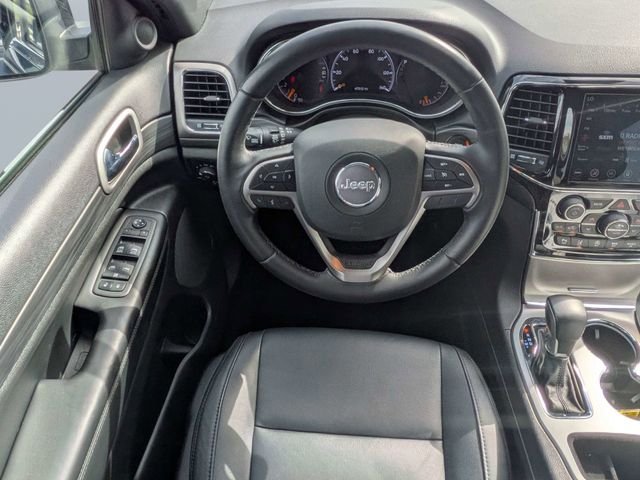 Used 2022 Black Jeep Laredo E image 15